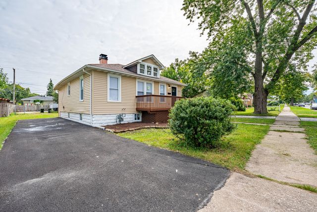 17825 Chicago Avenue, Lansing, IL 60438