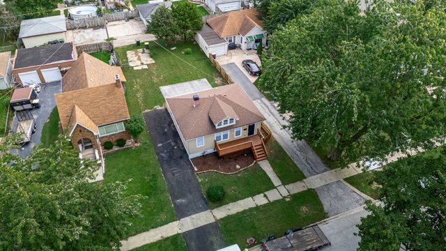 17825 Chicago Avenue, Lansing, IL 60438