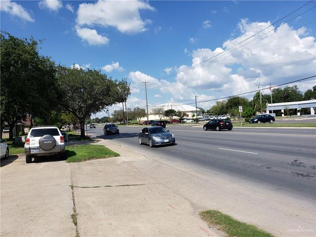 1212 S Veterans Boulevard, Pharr, TX 78577