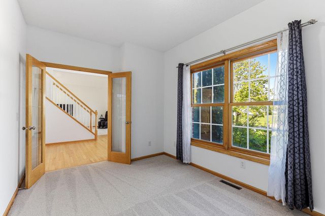 17993 Fullerton Court, Lakeville, MN 55044