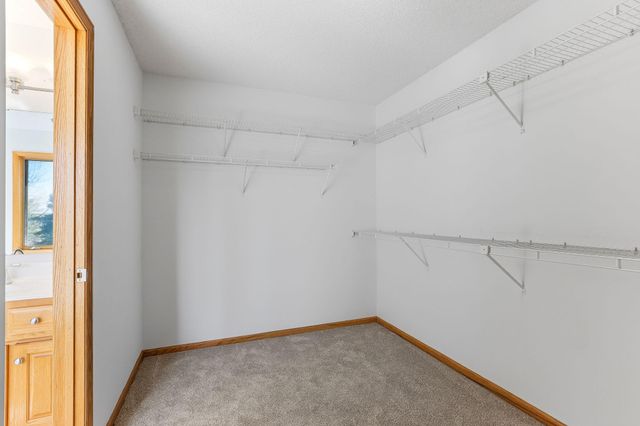 17993 Fullerton Court, Lakeville, MN 55044