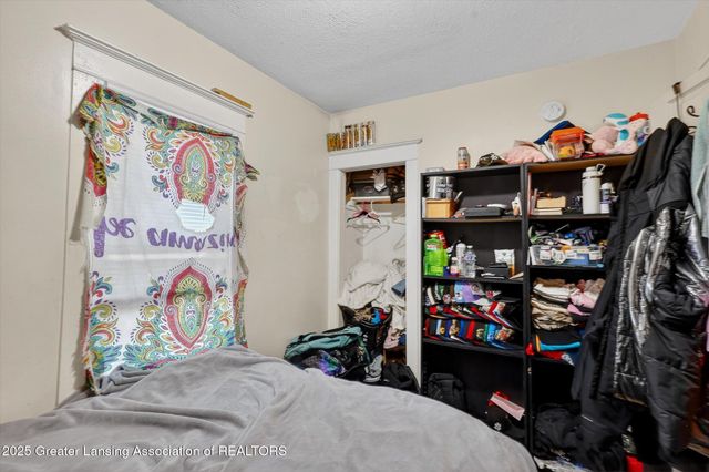 616 Isbell Street, Lansing, MI 48910