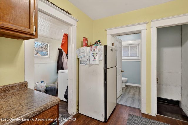 616 Isbell Street, Lansing, MI 48910