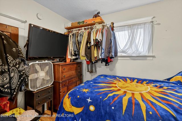 616 Isbell Street, Lansing, MI 48910