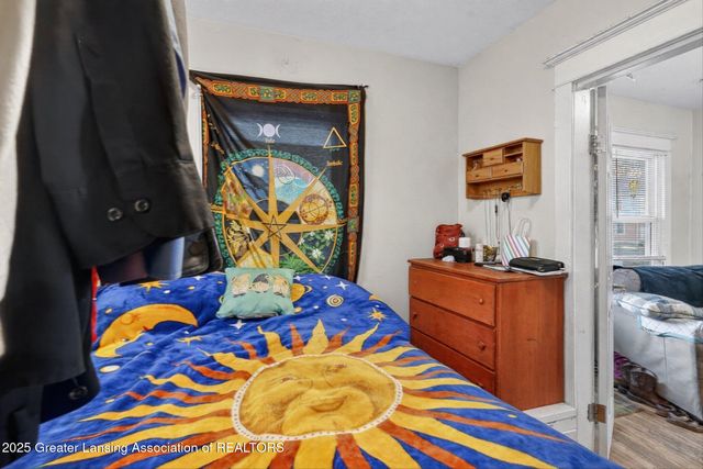 616 Isbell Street, Lansing, MI 48910