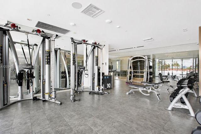 9 Island Ave 1114, Miami Beach, FL 33139