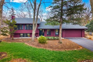 8S295 College Road, Naperville, IL 60540