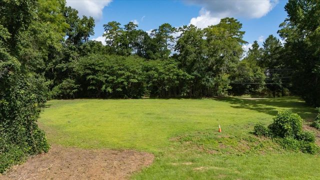4059 Centerville Road, Tallahassee, FL 32308
