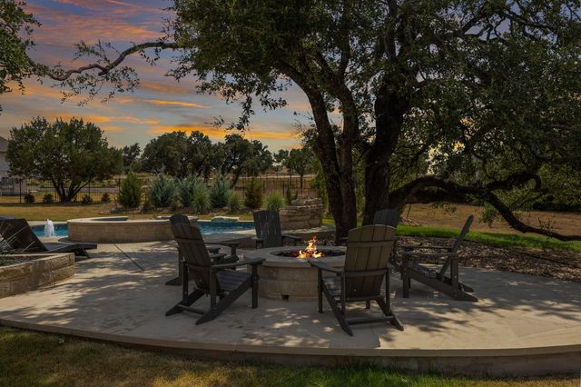 109 Houston LOOP, Liberty Hill, TX 78642