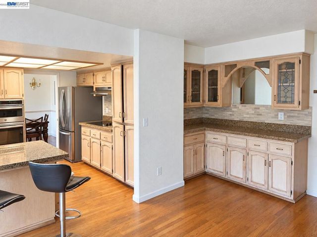 2204 Cheyenne Way, Modesto, CA 95356