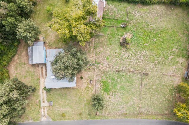 21941 Reading Drive, Anderson, CA 96007