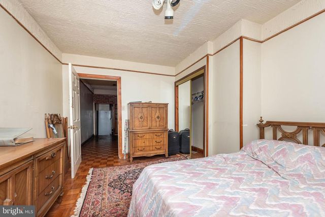 212 W SARATOGA ST, Baltimore, MD 21201