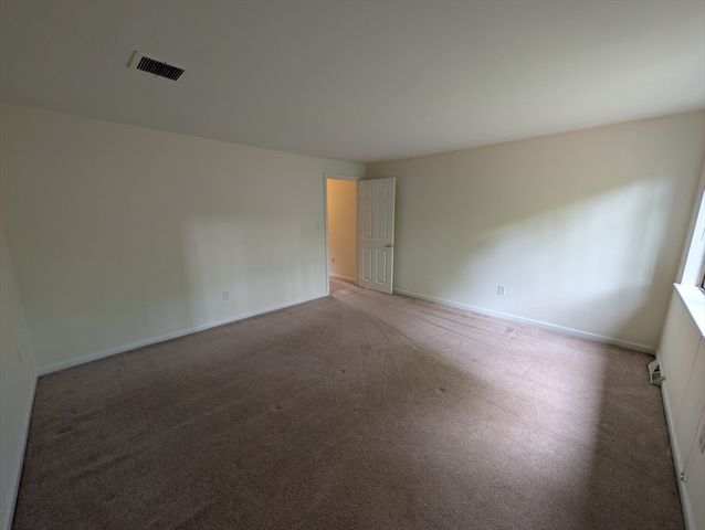 233 Meeting House Path 233, Ashland, MA 01721