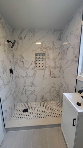 655 Robinwood Drive, City Of Troy, MI 48083