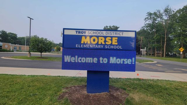 655 Robinwood Drive, City Of Troy, MI 48083