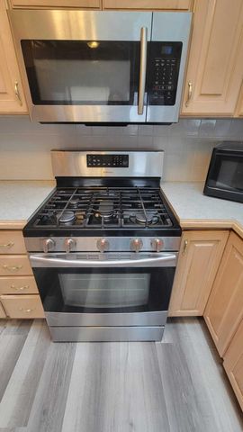 655 Robinwood Drive, City Of Troy, MI 48083