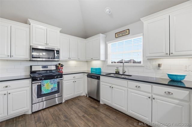 13505 N 130th East Avenue, Collinsville, OK 74021