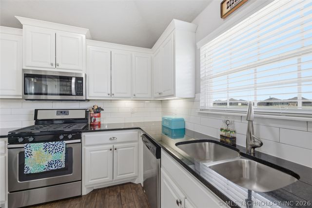 13505 N 130th East Avenue, Collinsville, OK 74021