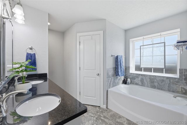 13505 N 130th East Avenue, Collinsville, OK 74021