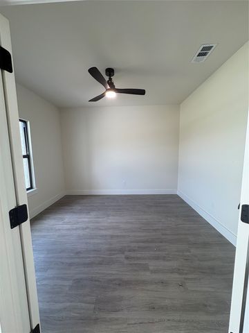 205 Reliance Road, Godley, TX 76044