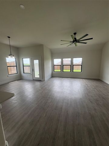 205 Reliance Road, Godley, TX 76044