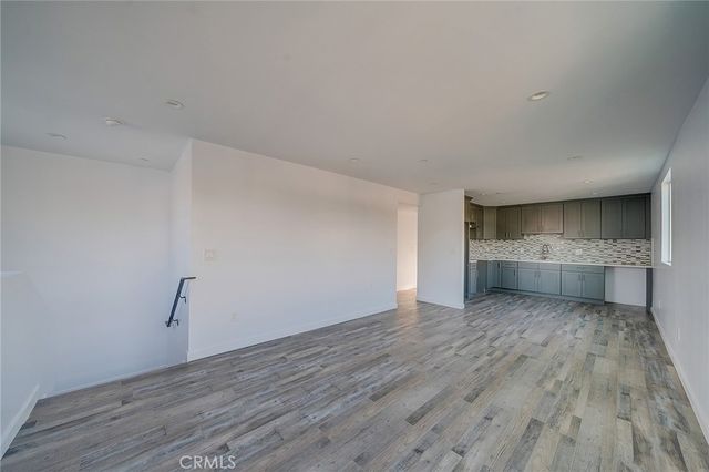 1348 W 41st Place, Los Angeles, CA 90037