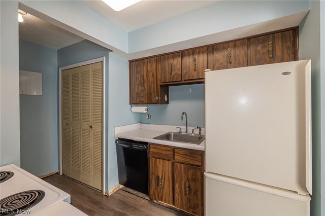 7972 Colonial Drive 89C, Mentor, OH 44060