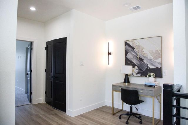 7134 Saint Augustine Street, Houston, TX 77021