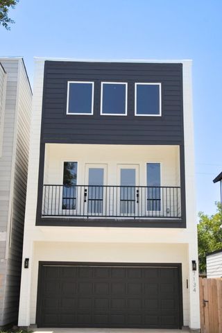7134 Saint Augustine Street, Houston, TX 77021