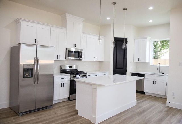 7134 Saint Augustine Street, Houston, TX 77021