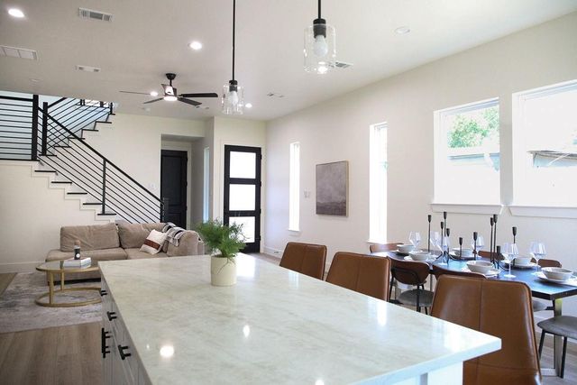 7134 Saint Augustine Street, Houston, TX 77021