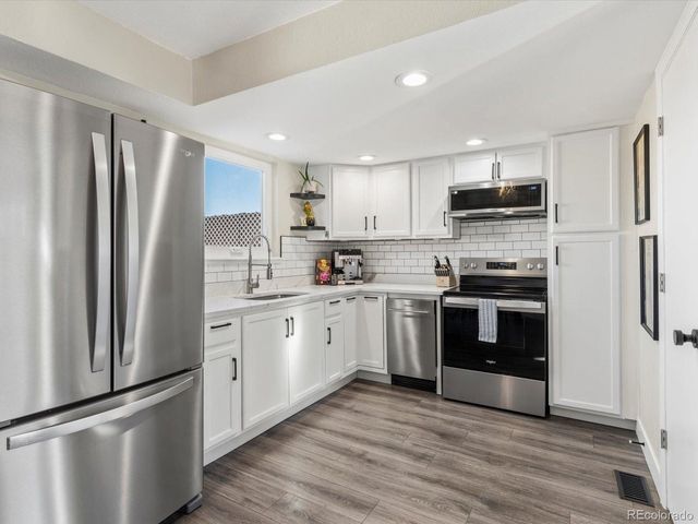 17083 E Wagon Trail Pkwy, Aurora, CO 80015