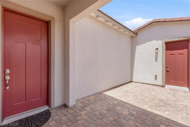 11605 Falcon Gorge Avenue, Las Vegas, NV 89138