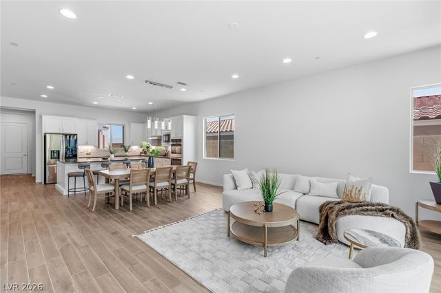 11605 Falcon Gorge Avenue, Las Vegas, NV 89138
