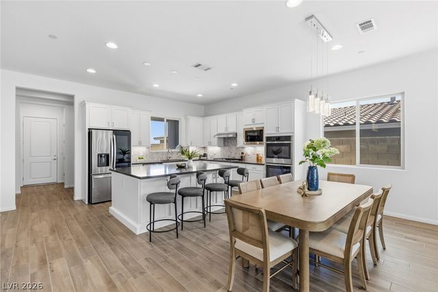 11605 Falcon Gorge Avenue, Las Vegas, NV 89138