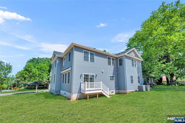 210 Corliss Avenue, Phillipsburg, NJ 08865