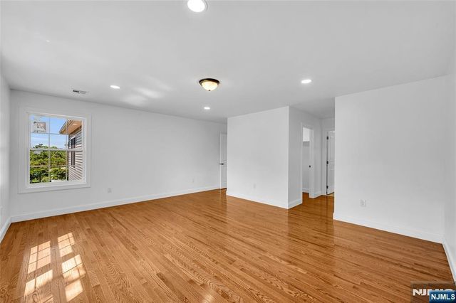 210 Corliss Avenue, Phillipsburg, NJ 08865