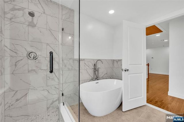 210 Corliss Avenue, Phillipsburg, NJ 08865