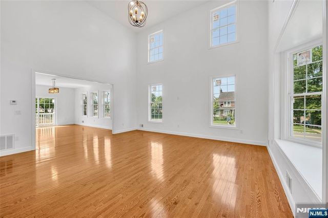 210 Corliss Avenue, Phillipsburg, NJ 08865