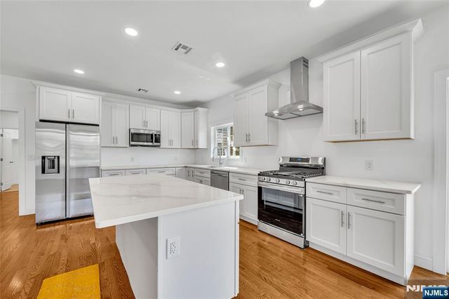 210 Corliss Avenue, Phillipsburg, NJ 08865