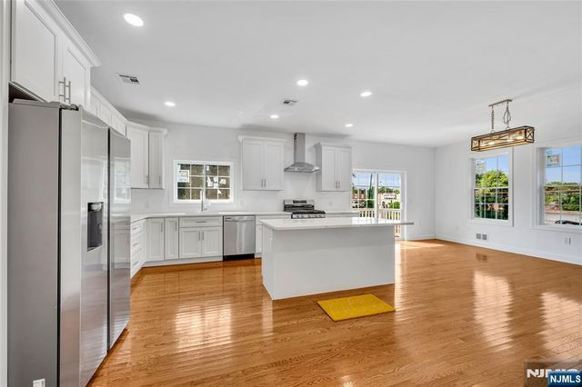 210 Corliss Avenue, Phillipsburg, NJ 08865