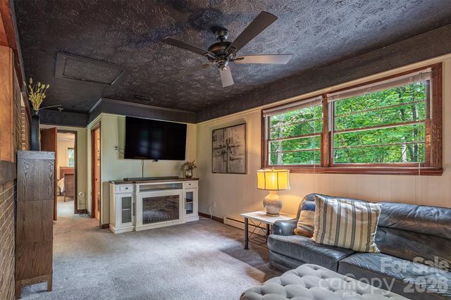 211 Shuffler Road, Morganton, NC 28655