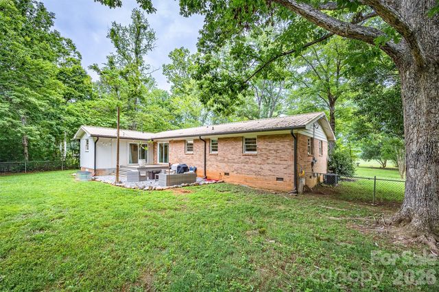 211 Shuffler Road, Morganton, NC 28655