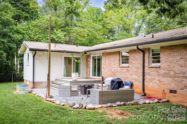 211 Shuffler Road, Morganton, NC 28655