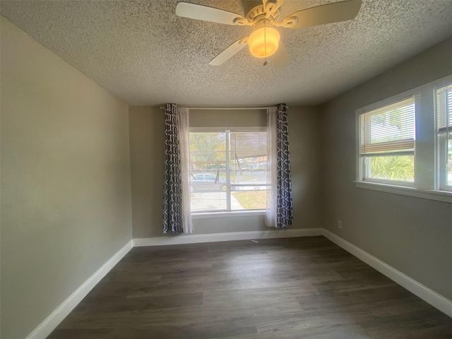 1400 21ST STREET S, St Petersburg, FL 33712