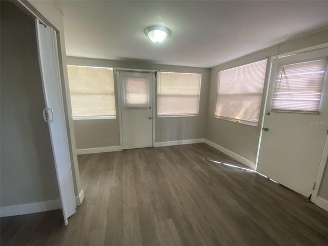 1400 21ST STREET S, St Petersburg, FL 33712