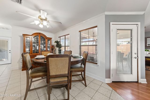 201 Pear Tree Circle, Broussard, LA 70518