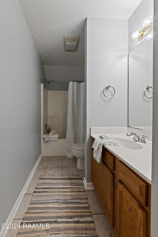 201 Pear Tree Circle, Broussard, LA 70518