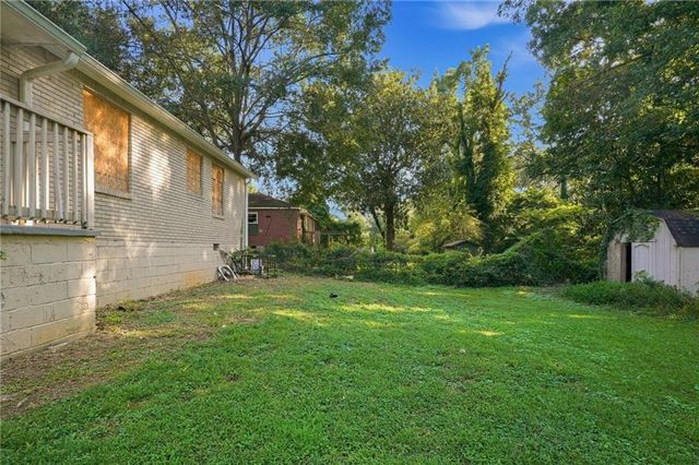 1877 Selwyn Drive, Decatur, GA 30035