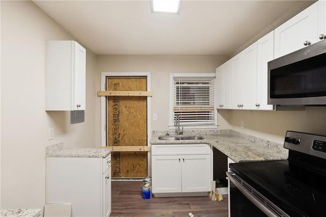 1877 Selwyn Drive, Decatur, GA 30035